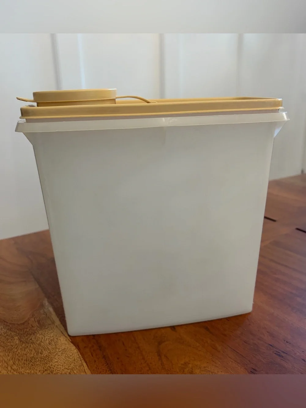 TWO Vintage Tupperware Cereal Keeper Containers #269 w/ Almond Clear Flip Lids
